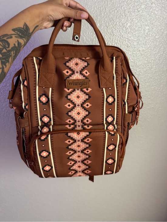 Wrangler Handbags - Wrangler Brown Aztec-Pattern Backpack with Pink and Cream Accents